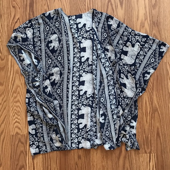 Flowy Cardigan- Elephant Print! - Picture 1 of 3